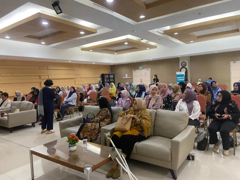 Edukasi Masyarakat "Pengenalan Gejala Dini Kanker Pada Anak" bekerjasama dengan Ikatan Wanita Bank Rakyat Indonesia Region 6 Jakarta 1