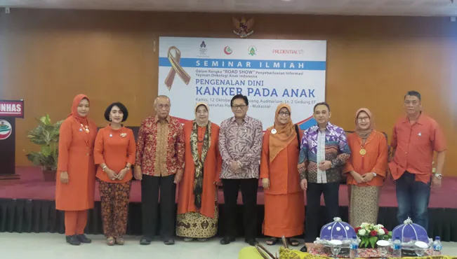 Road Show Penyebarluasan Informasi Pengenalan Dini Kanker Anak, UNHAS, Makassar, 2018